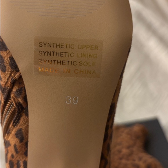 NWT SILENT D AUDRY Boot Tan Leopard - Picture 15 of 15